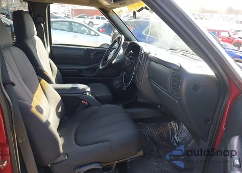 2003 Chevrolet S-10 Ls from USA, damaged, VIN 1GCDT13X13K140753